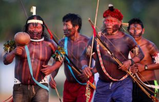 Los pueblos indígenas de la Amazonía exigen un rol activo en la COP30