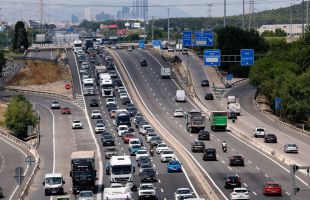 Más de 5 millones de viajes en la operación retorno que comienza este viernes