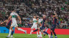 LaLiga. El Elche rubrica su gran arranque ante el Levante