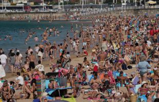 El tiempo: aumento de temperaturas con chubascos en la zona norte