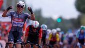 La Vuelta. Philipsen logra el triplete en Guijuelo, Vingegaard sigue líder