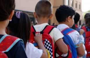 El curso arranca con 120.000 docentes más que hace una década y 8,2 millones de alumnos