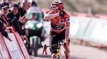 Vuelta España. Vingegaard triunfa en otra etapa convulsa y sentencia el título