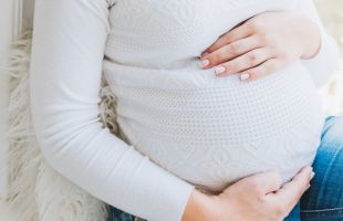 'Las embarazadas deben comer pescado para mejorar la inteligencia de sus hijos'