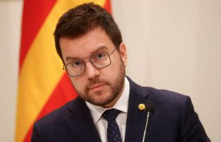 Pere Aragonès dirigirá la cadena hotelera de su padre y renuncia al sueldo de expresidente