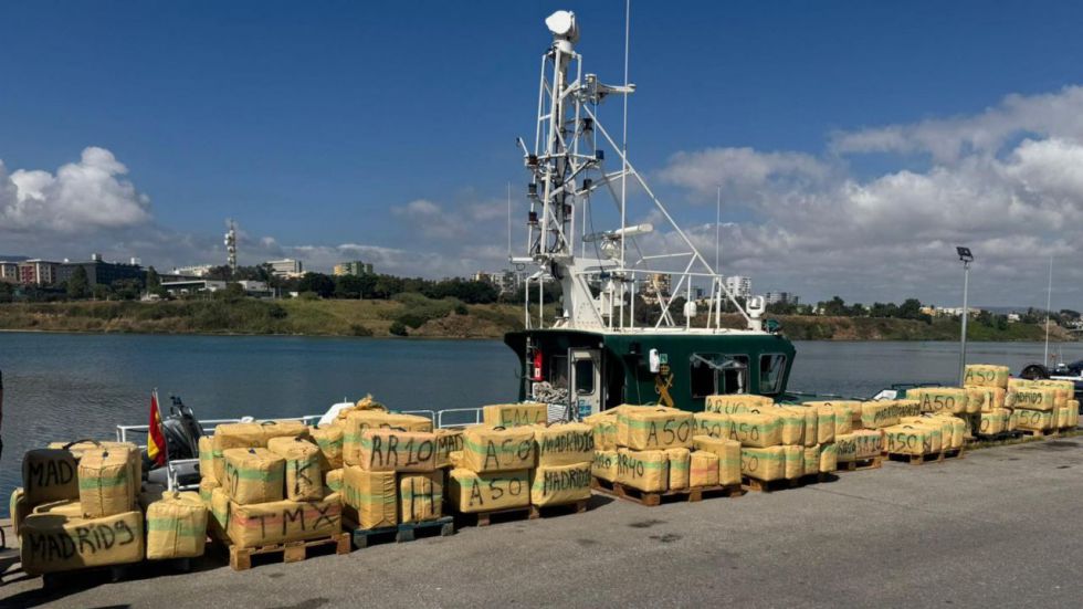 Un narco muerto en el Estrecho al colisionar contra una embarcación de la Guardia Civil