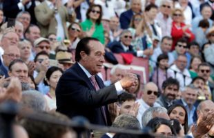 Curro Romero evoluciona favorablemente de su crisis respiratoria