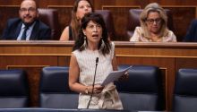 El Congreso exige la dimisión de Redondo por las pulseras antimaltrato con la abstención de los socios de Sánchez