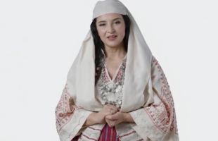 Así es 'Diella', la primera IA en el mundo que ocupa el ministerio de un Gobierno