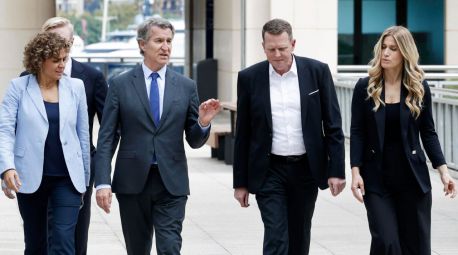 Feijóo denuncia que la inmigración ilegal es 'la vía de entrada más rápida' a España