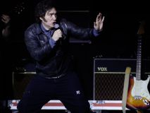 Milei se transforma en estrella de rock y da un concierto en Buenos Aires