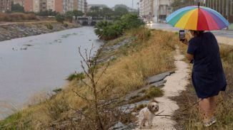 Alice fuerza desalojos y mantiene en aviso rojo áreas de Alicante y Murcia