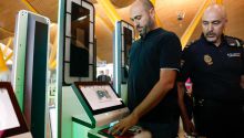 El aeropuerto de Barajas estrena el nuevo control de fronteras con captación facial y huellas dactilares
