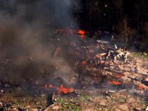 Varios muertos y 19 desaparecidos tras el 'estallido devastador' de una fábrica de bombas en EEUU