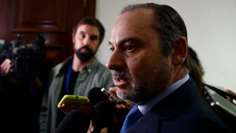 Ábalos se queda sin abogado dos días antes de su cita clave ante el Supremo