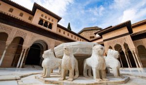 La Alhambra a lo largo de sus siete siglos de historia, en una exposición