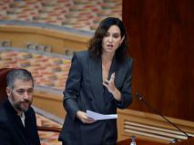Ayuso enumera las mentiras del Gobierno en un sonoro rapapolvo al PSOE en la Asamblea de Madrid