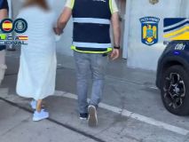 Doce detenidos por robar a personas mayores con el método del 'abrazo cariñoso'