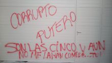 'Corrupto, putero': Ábalos denuncia pintadas en su casa