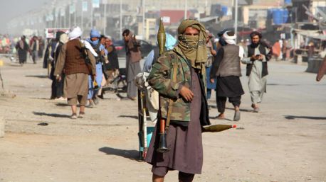 Pakistán y Afganistán firman la paz en su conflicto fronterizo