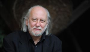 El Nobel László Krasznahorkai se pierde el festival Kosmopolis por problemas de salud