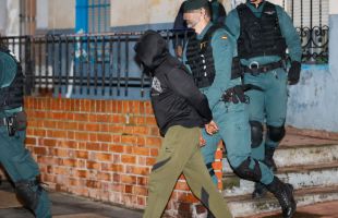 Triple homicidio de Morata de Tajuña: el acusado alega alteración psíquica y arrebato