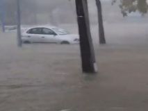 Una fuerte borrasca en Huelva y Sevilla deja dos heridos y más de mil incidencias