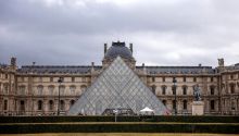 Cinco nuevos detenidos vinculados con el robo de joyas en el Louvre