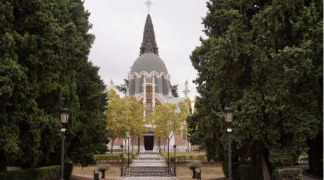 Concluye la restauración de la capilla y del pórtico del Cementerio de la Almudena