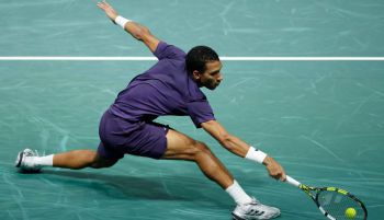 Masters París. Aliassime oposita a las finales ATP tras eliminar a Bublik en semifinales