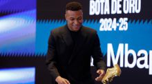 Mbappé, tras recibir su primera Bota de Oro: 'Sin mis compañeros sería imposible ganarlo'