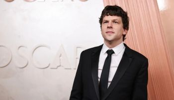 El actor Jesse Eisenberg anuncia que donará su riñón en diciembre