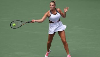Finales WTA. Sabalenka arrolla a Paolini y mete miedo en su debut