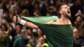 Djokovic conquista Atenas y está a dos títulos de alcanzar a Federer