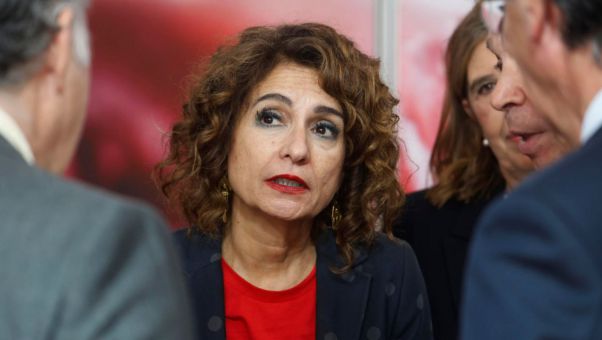 La vicepresidenta primera exige la convocatoria inmediata de comicios en la Comunidad Valenciana con el Gobierno en minoría parlamentaria tras ser bloquead