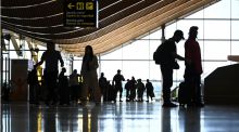 Cae una red que introducía droga en Madrid con ayuda de empleados del aeropuerto