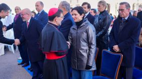 Ayuso recibe el alta tras salir en ambulancia de la misa de la Almudena por una fuerte gastroenteritis