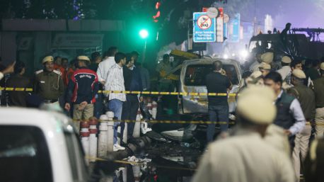 India investiga una explosión mortal que ha causado al menos 8 muertos en Nueva Delhi