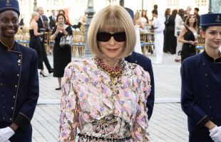 De Anna Wintour a Elton John o Pedro Sánchez: las gafas, una seña de identidad