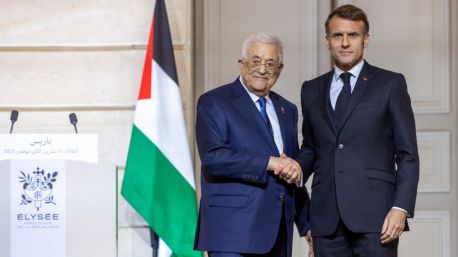 Macron anuncia el envío de 100 gendarmes a Gaza para 'reforzar las fuerzas palestinas'