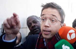 El juez procesa a Íñigo Errejón por presuntas agresiones sexuales a Elisa Mouliaá