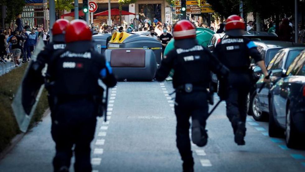 La Ertzaintza publica por primera vez los datos de criminalidad por origen: el 64% de los detenidos son extranjeros