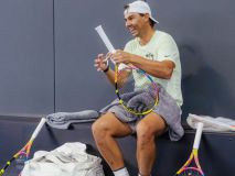 El tenis sonríe: Rafa Nadal vuelve a entrenar un año después de su retirada