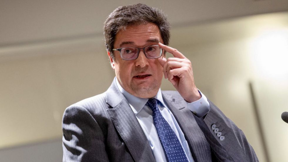 El Gobierno plantea una subida salarial del 10% para los funcionarios