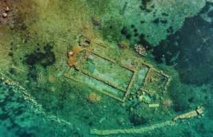 El Papa rezará en la basílica sumergida de San Neófito por el 1700 aniversario del Concilio de Nicea
