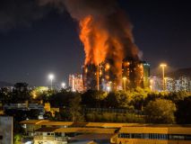 Al menos 36 muertos y 279 desaparecidos en el incendio de Hong Kong