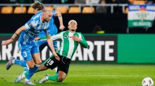 Liga Europa. El Betis sufre un susto y da un paso de gigante ante el Utrecht