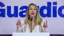 CIS de las elecciones de Extremadura: el PP ganaría, pero necesitaría a Vox, que duplica escaños