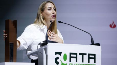 El PP lograría hasta 30 escaños en Extremadura, según las encuestas, pero necesitaría a Vox para gobernar