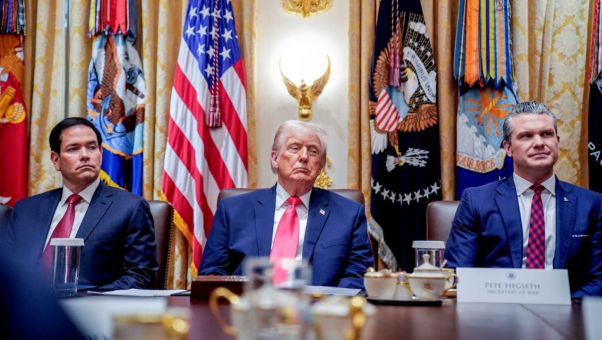 'En tierra es mucho más fácil, conocemos las rutas que toman, lo sabemos todo sobre ellos, sabemos dónde viven los malos', afirma el presidente estadounide